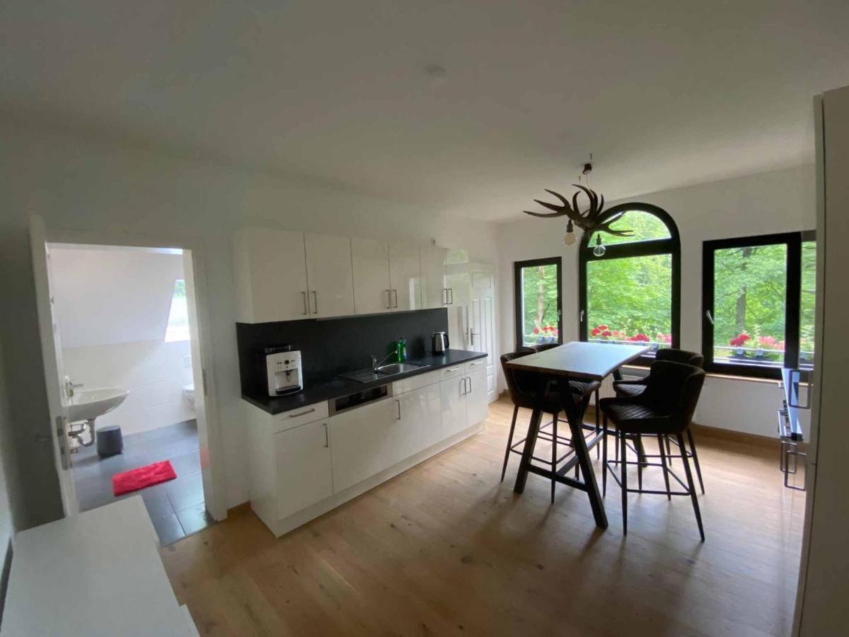 Forsthaus Apartment Crimmitschau Bagian luar foto